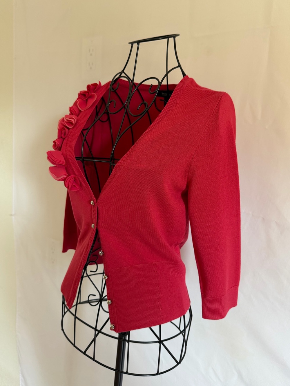 White House Black Market Pink Ruffle-Accent V-Neck Cardigan - Picture 4 of 10